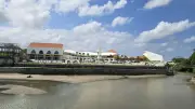 Luxurious Café del Mar Bali Resort Architecture by the Water