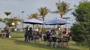 Outdoor Art Class and Dining at a Tropical Bali Beach Club