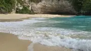 Kelingking Beach Bali Turquoise Waters Dramatic Cliffs
