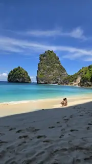 Tropical Beach Paradise Diamond Beach Bali Indonesia