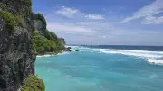 Suluban Uluwatu Beach Bali Turquoise Ocean Cliffs
